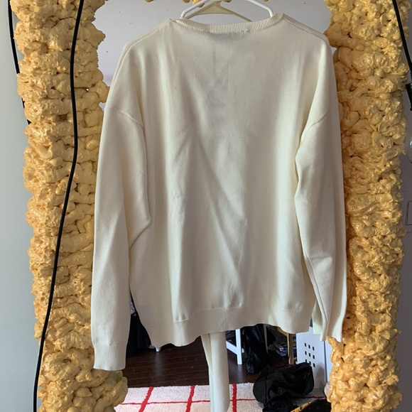 NWT Zara 2022 fall collection sweater with attached scarf, size L - Picture 4 of 5